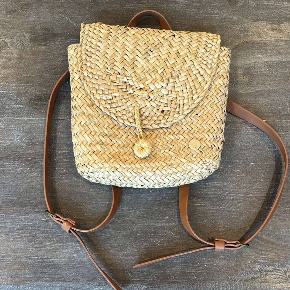 BILLABONG Changing Tides Straw Packpack Woven Tan Backpack Faux Leather Straps
